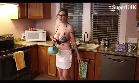 Sexy Milf In kitchen area Try out haul 4K